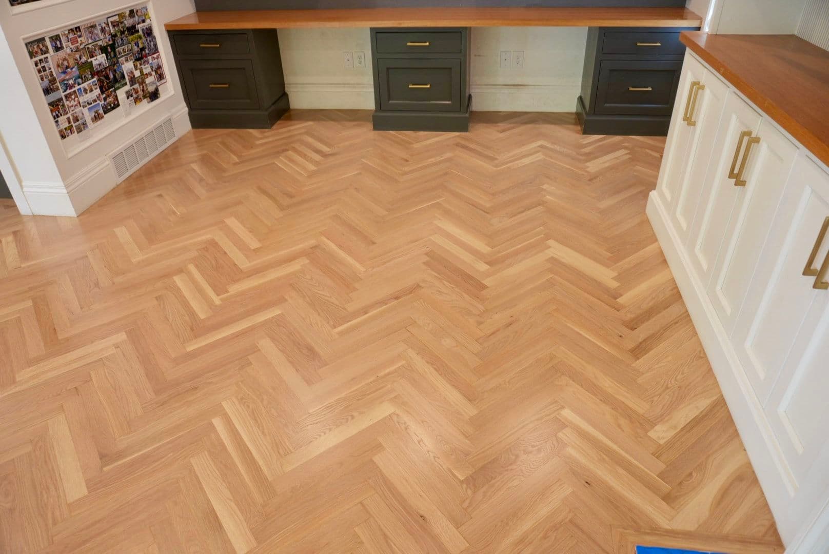 Gallery photos for White Oak Herringbone Hardwood Floors Spanning an Entire Home: Image #2